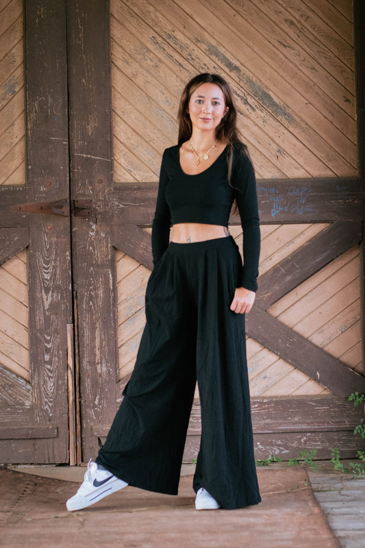 Black Solid Color Ribbed Crop Top & Pants Set